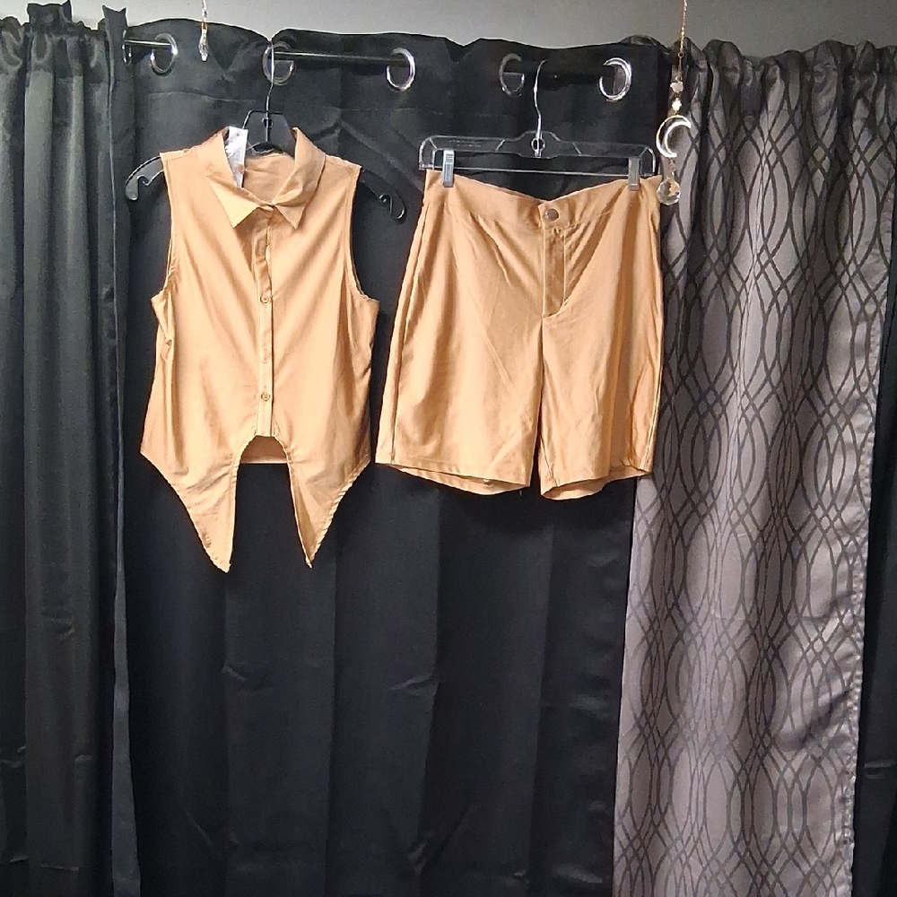 Elegant Women's Tan Shorts Skorts